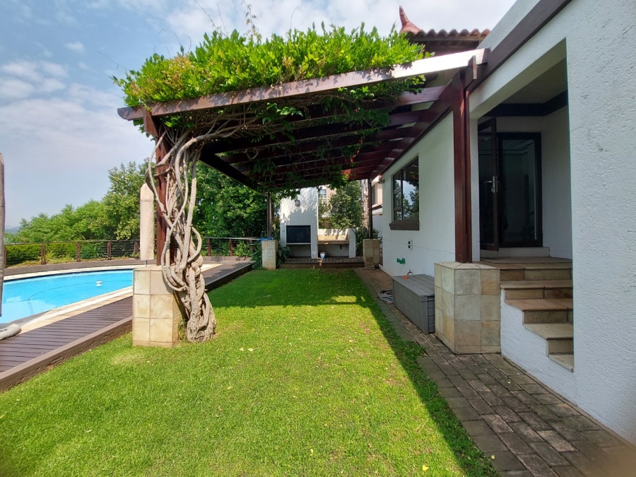 6 Bedroom Property for Sale in Birdwood Estate North West